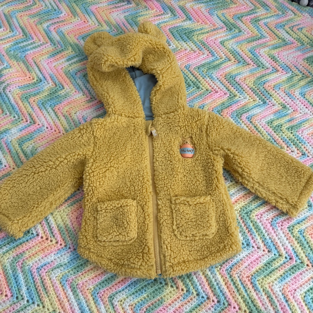 Disney Baby Winnie The Pooh unisex Sherpa yellow hooded bear  jacket size 9M